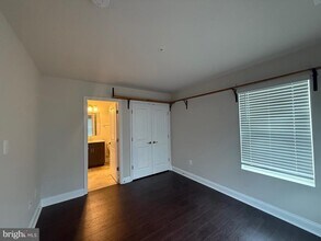 7105 Druce Way in Elkridge, MD - Building Photo - Building Photo