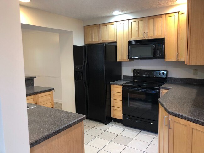 1780-1782-1782 Hightower Dr in Columbus, OH - Foto de edificio - Building Photo