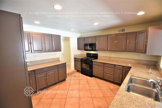19935 Lanark St in Los Angeles, CA - Building Photo - Building Photo