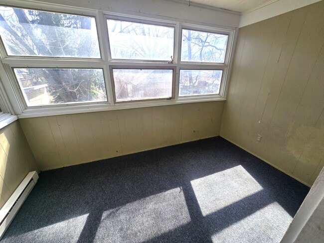 333 Grand Ave, Unit 2 in Rochester, NY - Building Photo - Building Photo