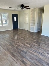 1307 W Palm Dr in Aransas Pass, TX - Building Photo - Building Photo