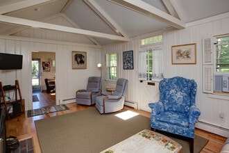 215 Scudder Rd in Barnstable, MA - Building Photo - Building Photo