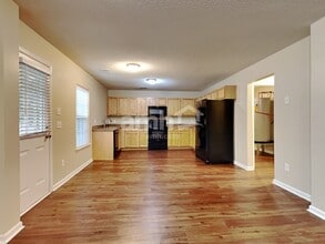 101 Ducane St in Summerville, SC - Foto de edificio - Building Photo