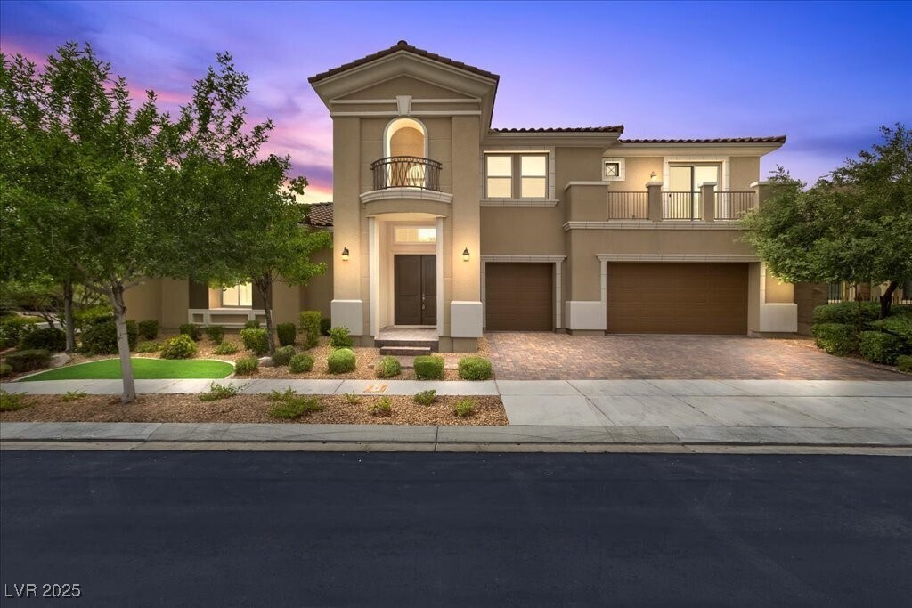 11 Carolina Cherry Dr in Las Vegas, NV - Building Photo