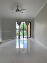 10370 SW 150th Ct in Miami, FL - Building Photo