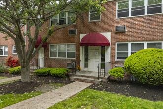 Kingsley Court in Norwalk, CT - Building Photo - Building Photo