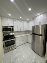 8950 NE 8th Ave in Miami, FL - Building Photo