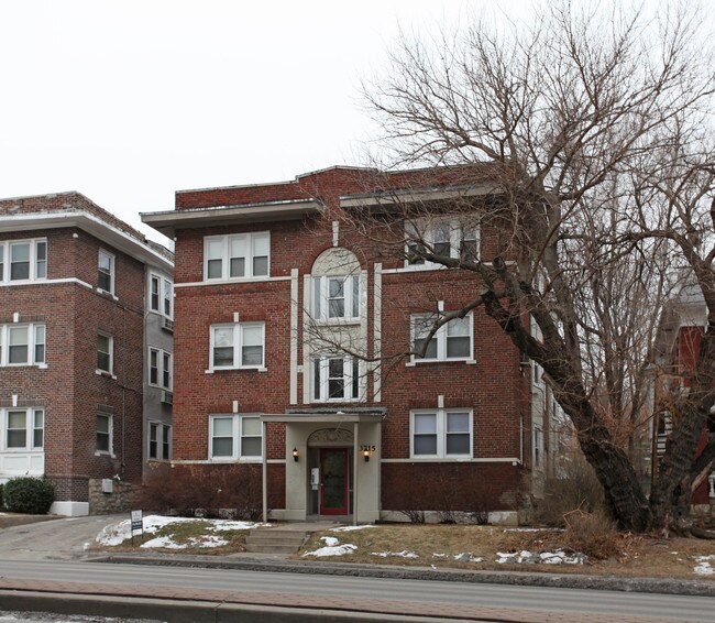 3715 Southwest Tfwy in Kansas City, MO - Foto de edificio - Building Photo