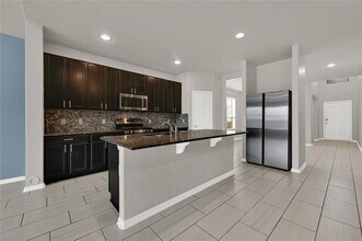 15414 Wandering Creek Trail in Houston, TX - Building Photo - Building Photo