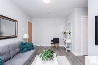 429 W Belden Ave in Chicago, IL - Building Photo - Building Photo