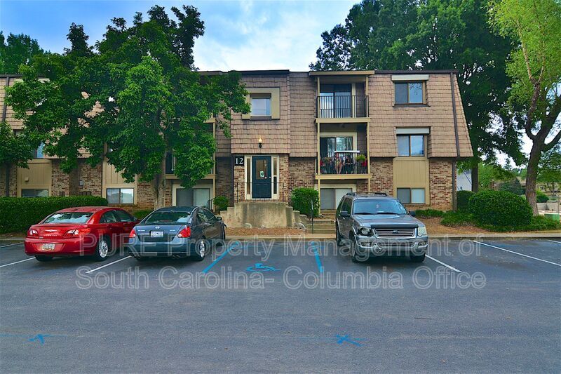 1222 Old Manor Rd in Columbia, SC - Building Photo