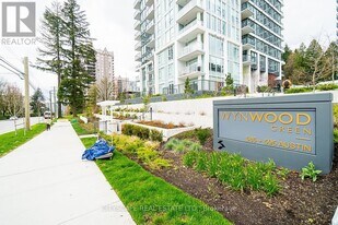 585 Austin Ave in Coquitlam, BC - Building Photo