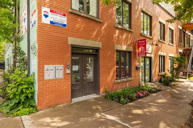 1600-1610 Marie-Anne Rue E in Montréal, QC - Building Photo - Building Photo