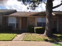 1521 Barcelona Way Dr