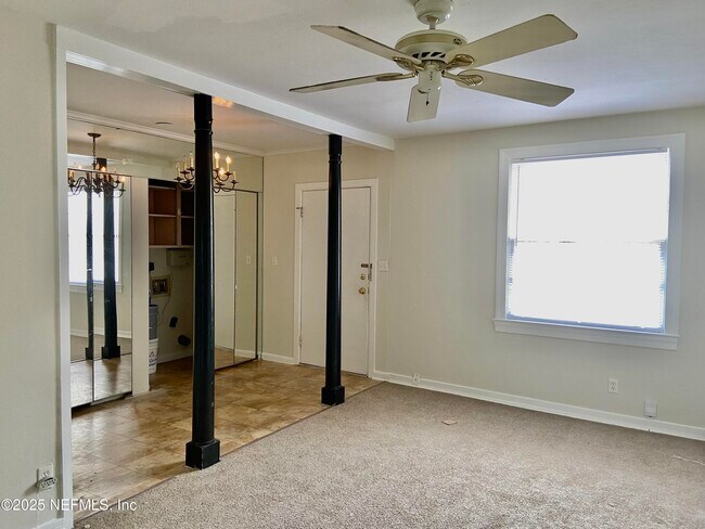 1241 Donald St in Jacksonville, FL - Building Photo - Building Photo