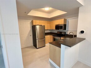 7516 NE 1st Ave in Miami, FL - Building Photo - Building Photo