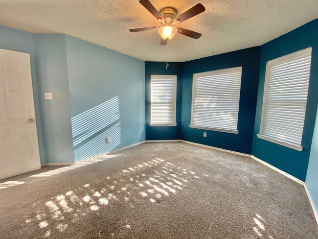 10706 Detroit Ave in Lubbock, TX - Building Photo - Building Photo