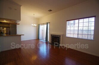 235 Hill Ranch Dr in Thousand Oaks, CA - Building Photo - Building Photo