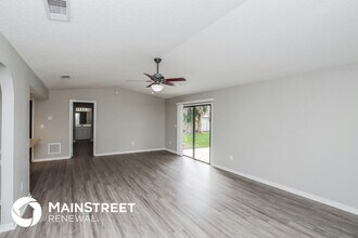 1044 Zamora St SE in Palm Bay, FL - Building Photo - Building Photo