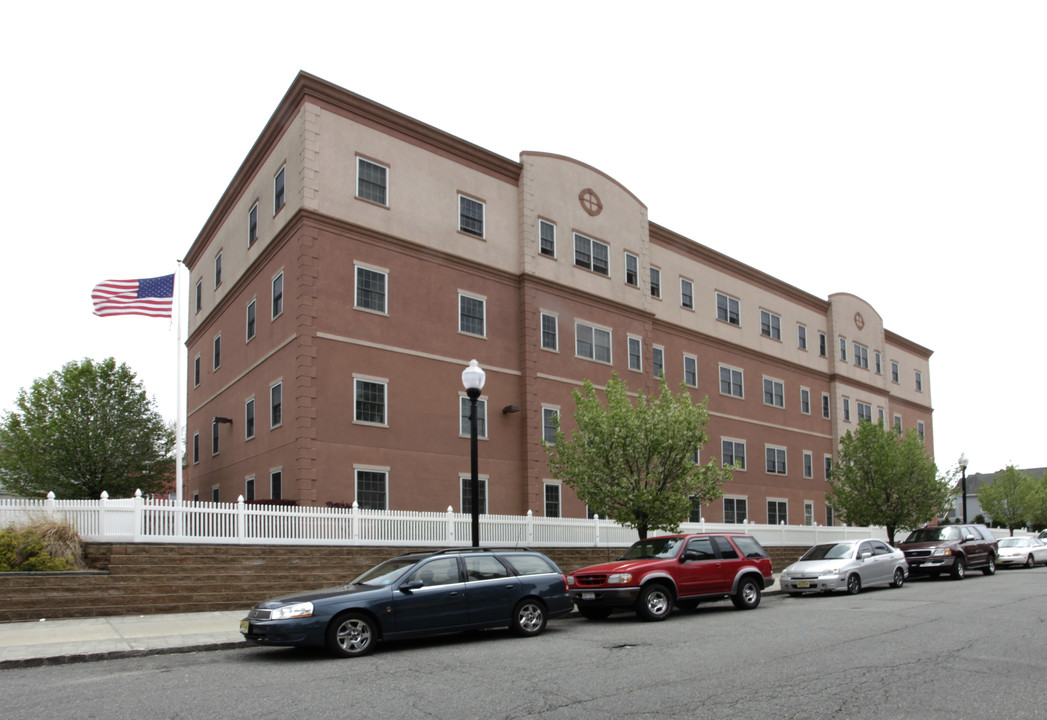 Cortlandt Apartments in Perth Amboy, NJ - Building Photo