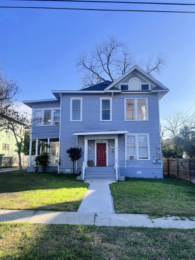 420 W Magnolia Ave, Unit 4