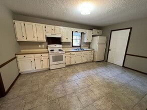 5031 Hwy 51 S in Hernando, MS - Building Photo - Building Photo