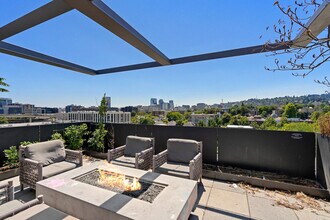 1315 NW 19th Ave in Portland, OR - Building Photo - Building Photo