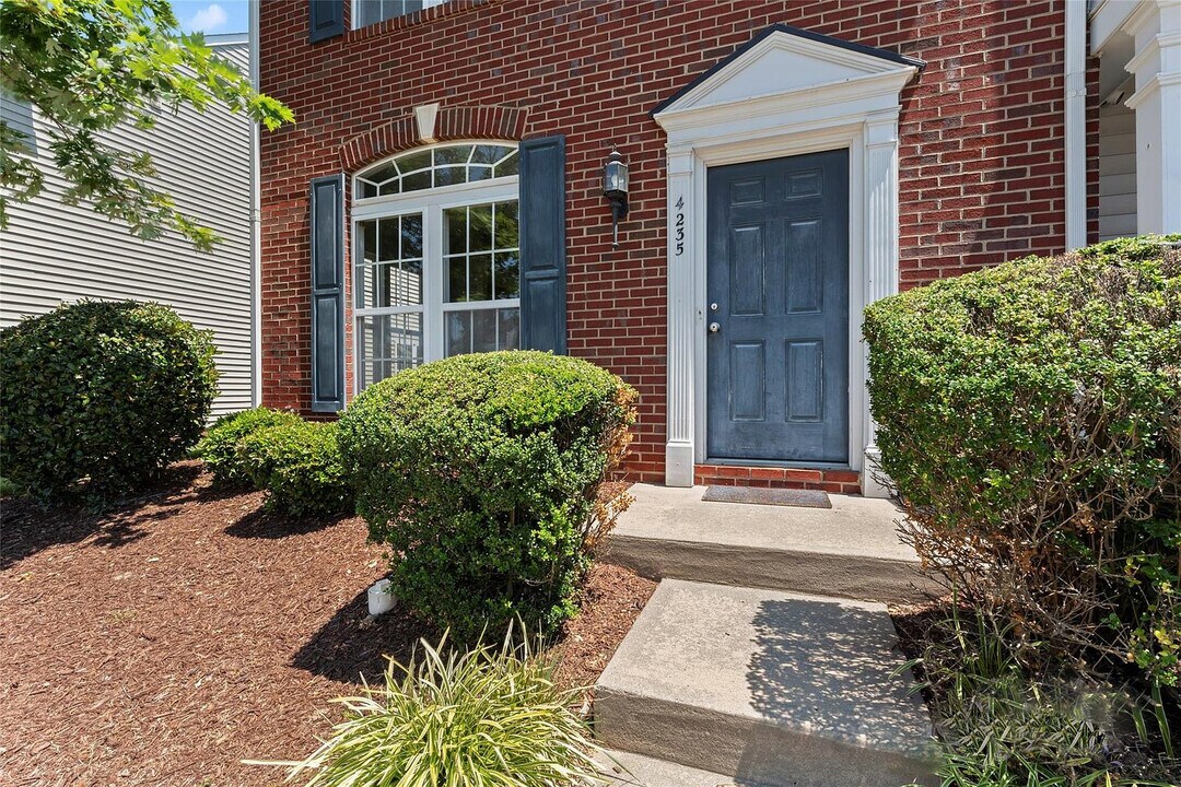 4235 Coulter Xing in Charlotte, NC - Building Photo