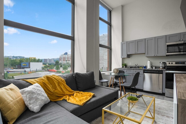property at 800 Penn Ave
