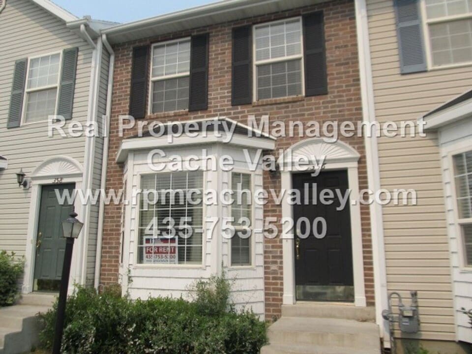 356 Spring Creek Pkwy in Providence, UT - Building Photo