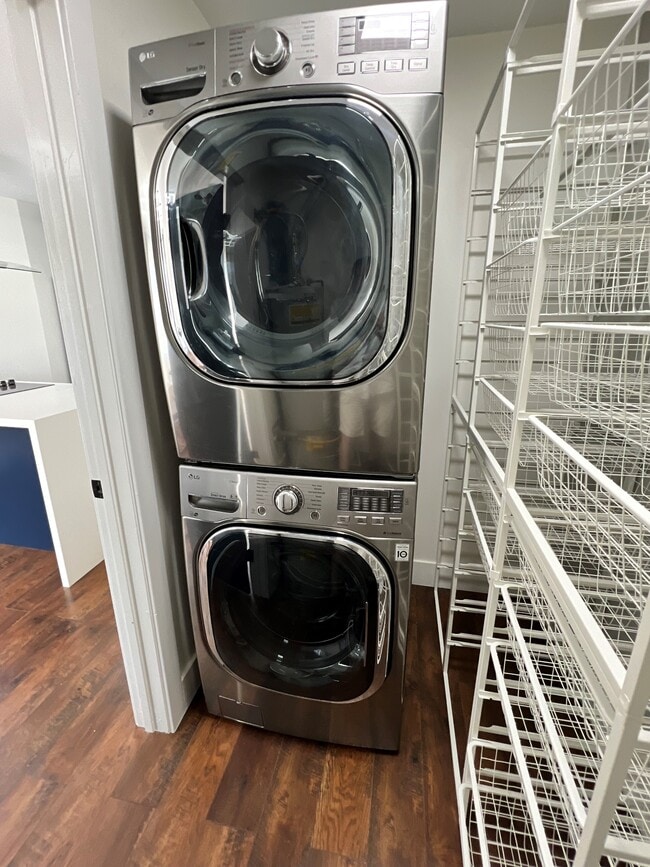 2251 38th Ave in Oakland, CA - Building Photo - Building Photo