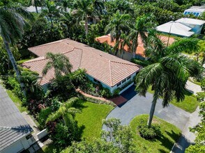1284 NE 94th St in Miami Shores, FL - Building Photo - Building Photo