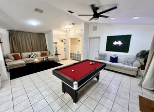 15430 SW 158th St in Miami, FL - Building Photo - Building Photo