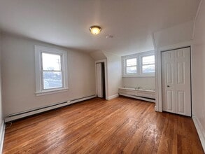 1983 Central Ave in Albany, NY - Building Photo - Building Photo