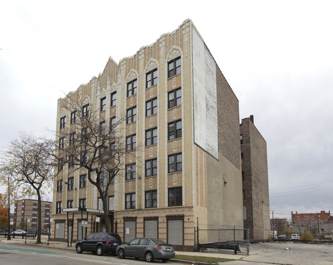 Harvest Commons in Chicago, IL - Building Photo - Building Photo