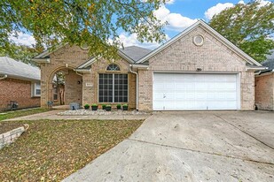 4417 Slick Rock Chase in Euless, TX - Foto de edificio - Building Photo