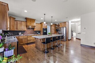 17027 W 62nd St in Eden Prairie, MN - Building Photo - Building Photo