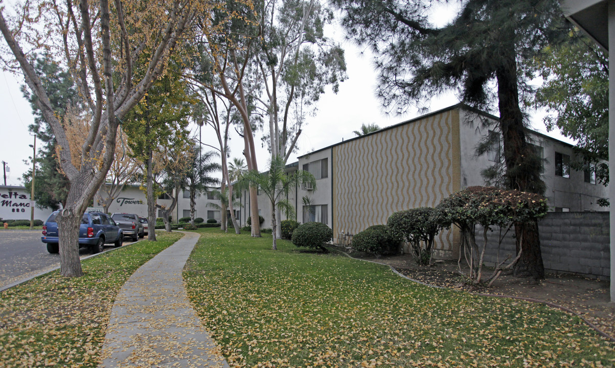 Towers Apartments in Upland, CA - Building Photo