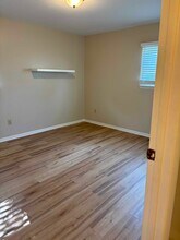11 Maple Ct in Chelsea, MI - Foto de edificio - Building Photo