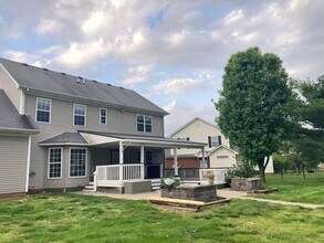 564 Sunningdale Way in Elizabethtown, KY - Building Photo - Building Photo