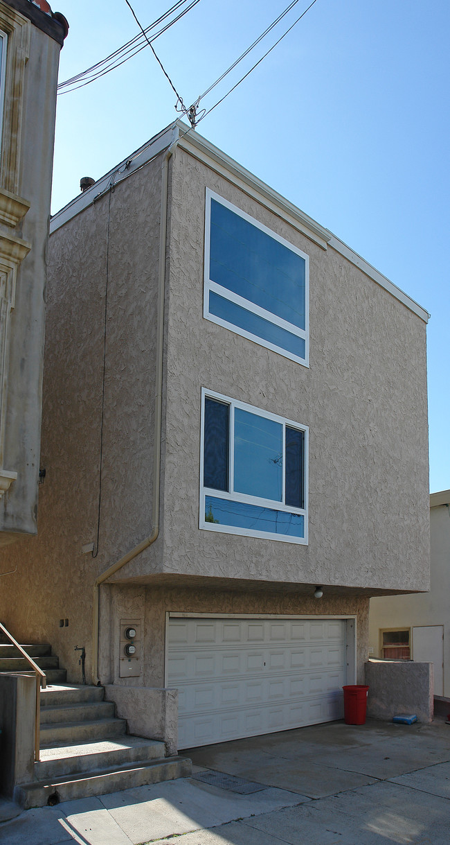 603 Jasmine Ave in Corona Del Mar, CA - Building Photo - Building Photo