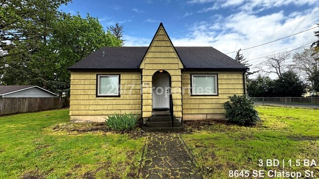 property at 8645 SE Clatsop St
