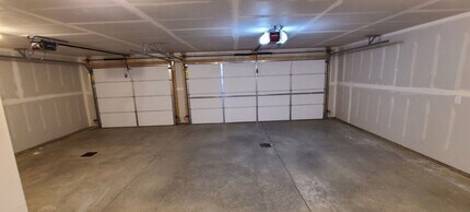109 Kenner Lp in Bismarck, ND - Building Photo - Building Photo