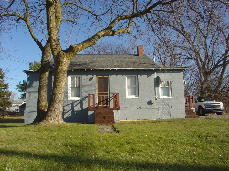 1814 Boxwood St in Saginaw, MI - Building Photo