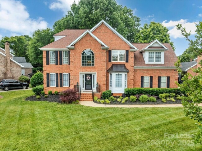 property at 15737 Agincourt Dr