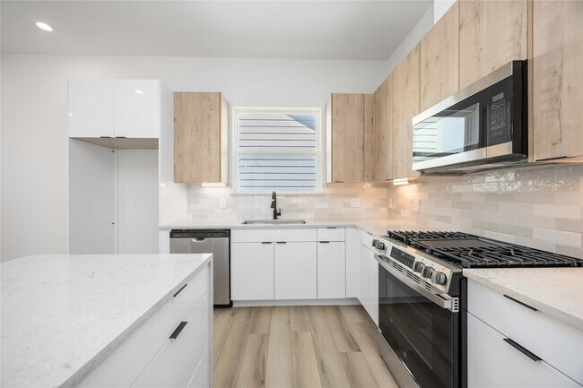 6735 Peerless St in Houston, TX - Building Photo - Building Photo