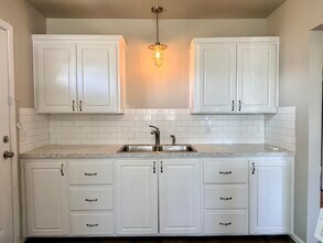 505 E 37th St in Lubbock, TX - Building Photo - Building Photo