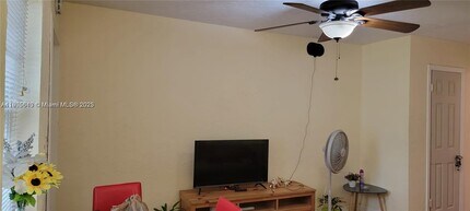 2441 SW 27th Ave in Miami, FL - Building Photo - Building Photo