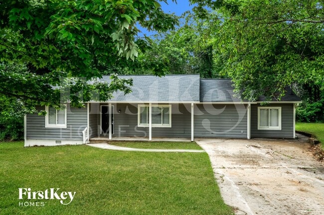 2738 N Bogan Rd NE in Buford, GA - Foto de edificio - Building Photo