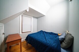 100 Calumet St, Unit 2 in Boston, MA - Building Photo